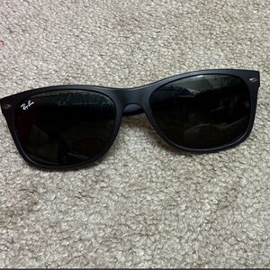 Ray-Ban Black New Wayfarer Sunglasses